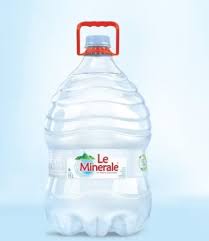 Le Minerale Galon Besar